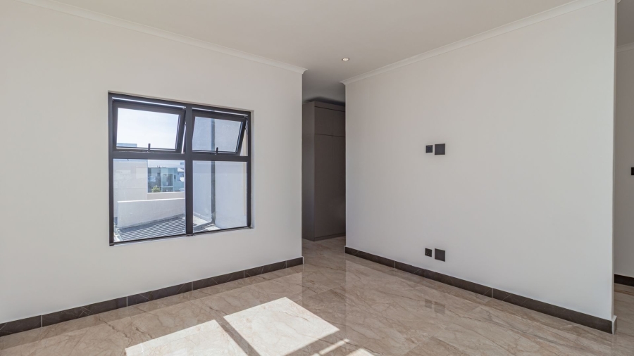 3 Bedroom Property for Sale in Sandown Western Cape